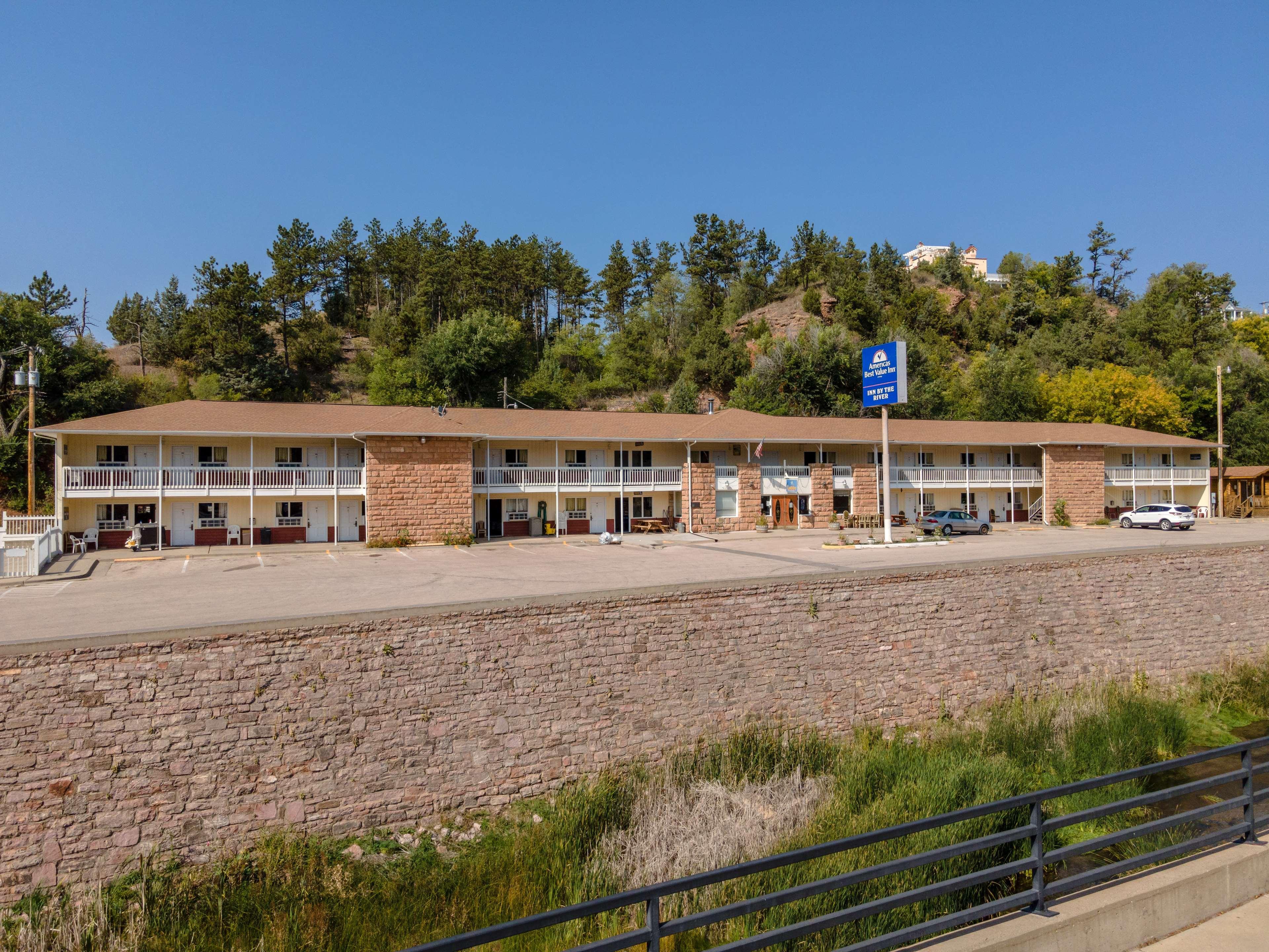 Americas Best Value Inn Hot Springs Exterior photo